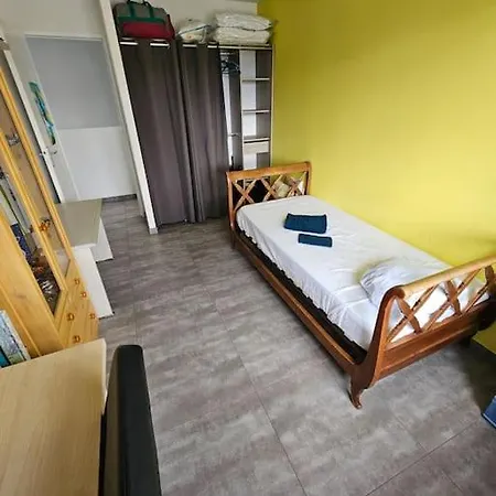 Maison Spacieuse Climatisee Avec Jardin 2 Pkg Et Piscine *