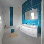 Villa Maison Spacieuse Climatisée Avec Jardin 2 Pkg Et Piscine *