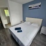Villa Maison Spacieuse Climatisee Avec Jardin 2 Pkg Et Piscine Aucamville